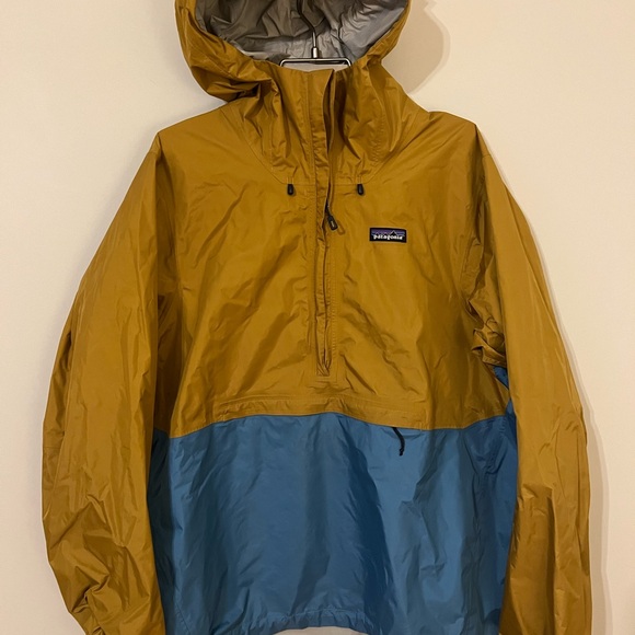 Patagonia Blue and Gold Anorak Rain Jacket Size L - Picture 1 of 4